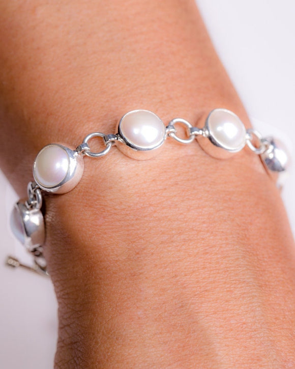 Pearl bracelet, sterling silver, natural, fresh water link bracelet, pearl girl jewelry, wedding, bridal ensemble, chucks and pearls