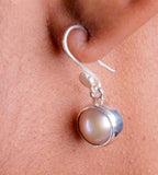 Freshwater Pearl Necklace Earrings Set: Sterling Silver Bezel
