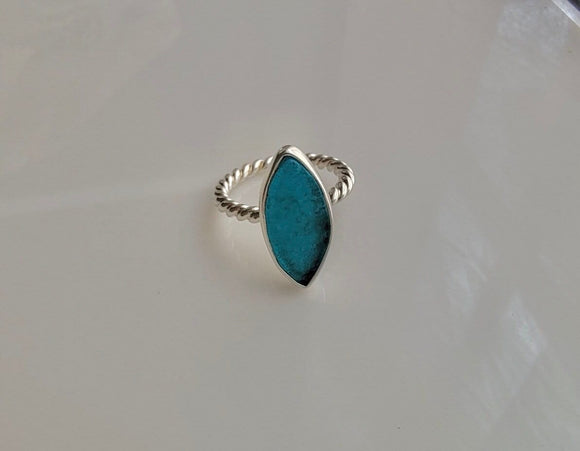 Green sea glass ring, sterling silver pinky size 5 ring, handmade solitaire, beach lovers gift