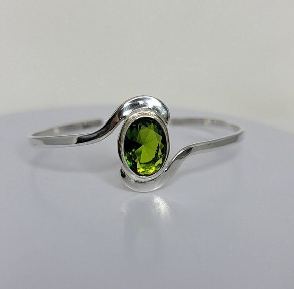Peridot Bracelet, sterling silver cuff, August and September birthstone gift, Oval green gemstone jewelry, 16th anniversary jewelry gift