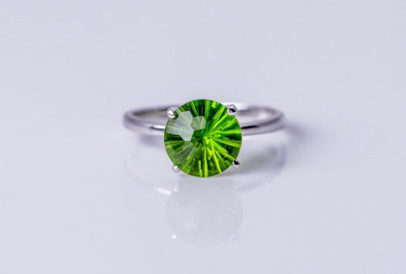 Green crystal ring, silver solitaire peridot color faceted ring, 16th anniversary jewelry gift, September birthstone