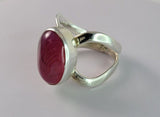 Handmade Oval Dragon Vein Agate Ring: Artisan Fuchsia Jewelry