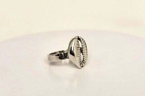 Silver cowrie ring, Sterling cowrie shell ring hand made ring for men and women, jewelry, gift of wealth and fertility, kauri
