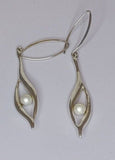 Pea pod earrings, Seed, growth, Pearl drop earring, science present, botanical gardener, nature, growth, peas in a pod,close gift birthstone