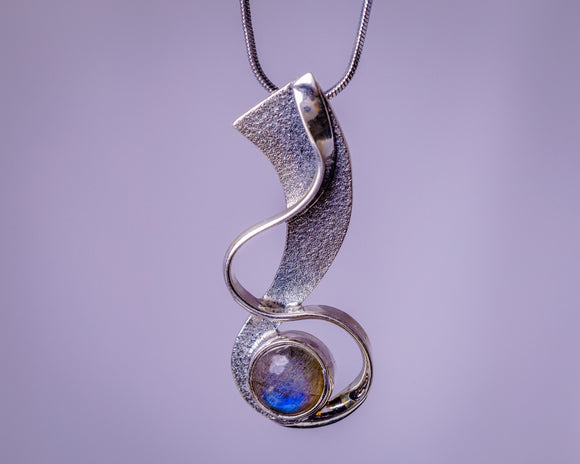 Labradorite pendant, Modern Bold Necklace In sterling silver, handmade jewelry art gift, February, March, and August birthstone