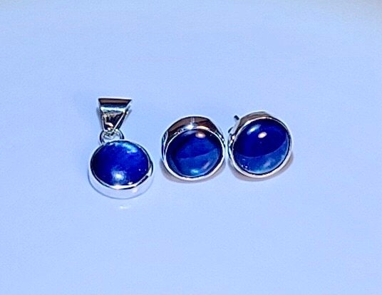 Sapphire Blue color jewelry set, sterling silver blue circle earring and pendant, September birthstone