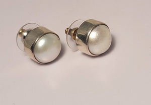 Statement Pearl Earring sterling silver, round cream color natural pearl jewelry for wedding, birthstone post earring, 30th anniversary gift