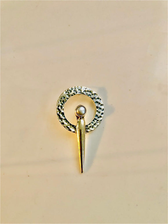 Gift for healing and new beginnings, sterling silver pendant with moonstone, geometric handmade designed jewelry, June birthstone