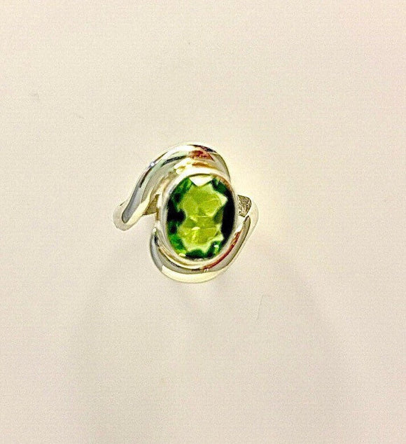 Silver peridot ring,  Leo birthday gift, Statement green ring, handmade jewelry, August  birthstone, September birthstone