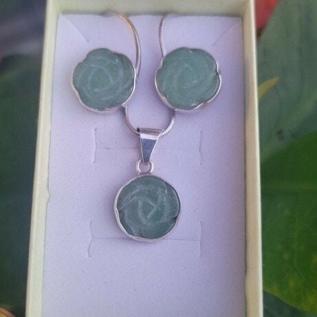 Jade Green gemstone jewelry set, Sterling silver Aventurine floral pendant and earrings, Mothers Day gift for her