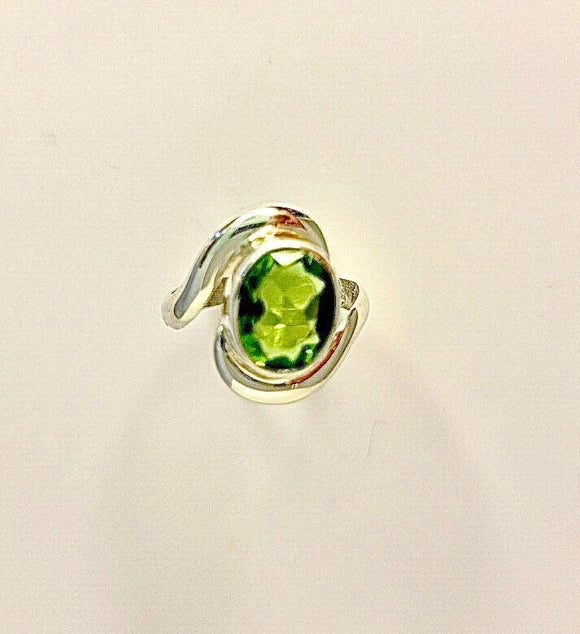 Silver peridot ring,  Leo birthday gift, Statement green ring, handmade, August  birthstone