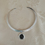 Collar Necklace, silver choker, hammered neck wire