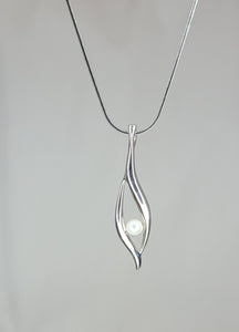 Pea pod necklace, Seed, growth, Pearl pendant, science present, botanical gardener, nature, growth, peas in a pod, close gift birthstone