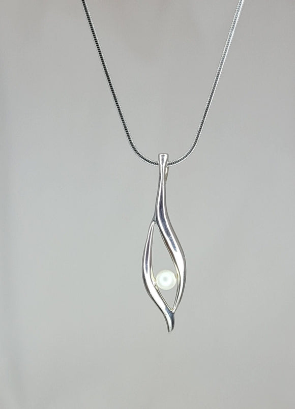 Pea pod necklace, Seed, growth, Pearl pendant, science present, botanical gardener, nature, growth, peas in a pod, close gift birthstone