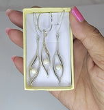 Pea pod necklace set, Seed, growth, Pearl pendant, science present, botanical gardener, nature, growth, peas in a pod, close gift,birthstone