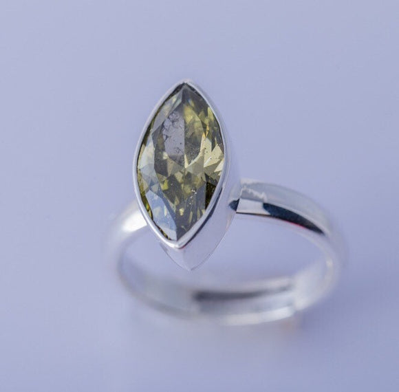 Peridot ring, Sterling silver, Statement ring, handmade, August  birthstone